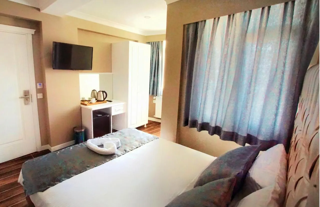 Cape Palace Hotel Стамбул